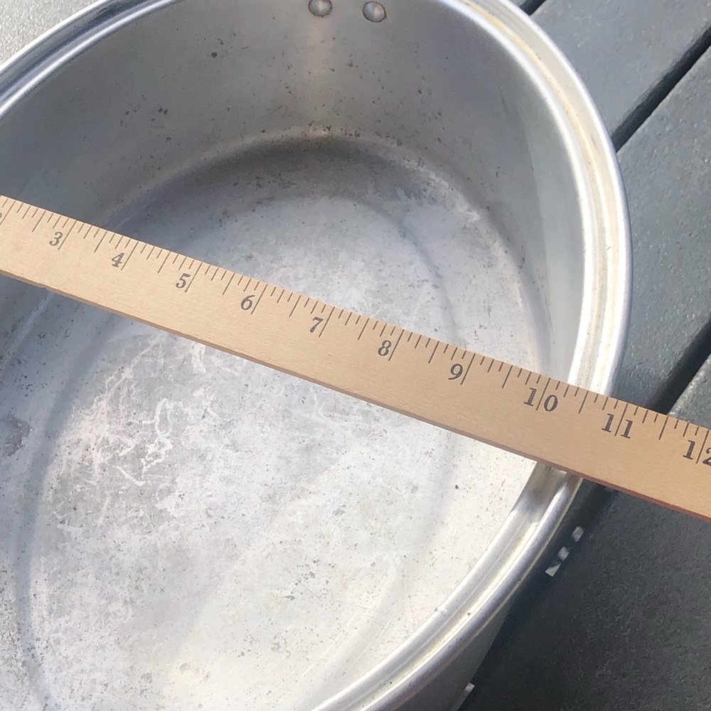 1960’s vintage Wearever aluminum Roaster with Lid - Silver - Picture 11 of 12